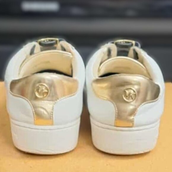 Michael Kors Genuine Leather Sneaker w/ No-Tie Elastic Shoelaces Accents - Picture 5 of 11